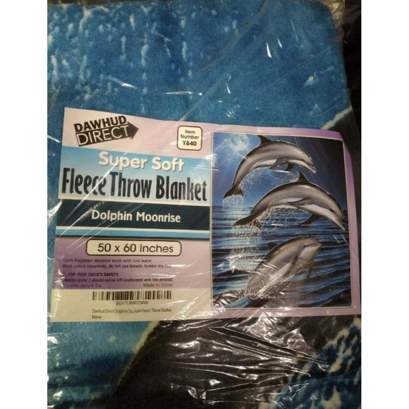 Soft and Cozy 3 Dolphin Splash Fleece Blanket Throw 50" x 60" - Picture 5 of 5